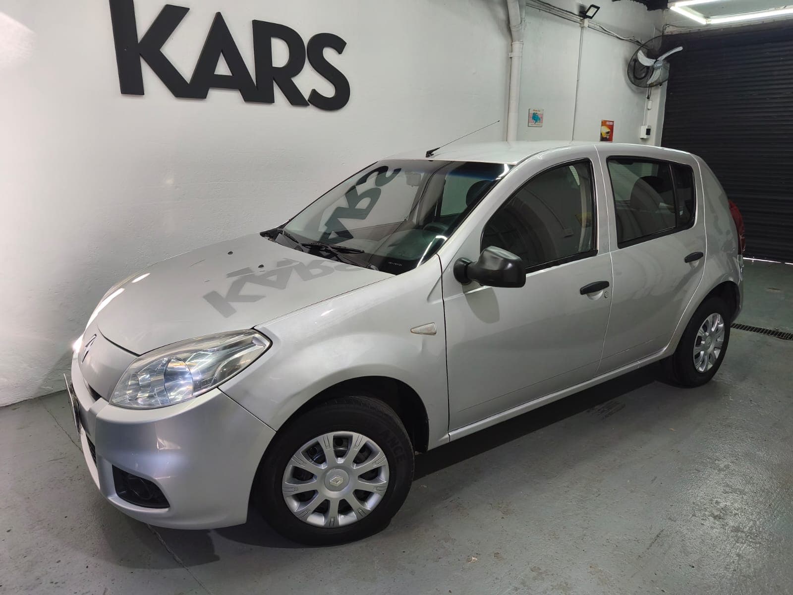 RENAULT SANDERO 1.6 8V AUTHENTIQUE PACKII 2011