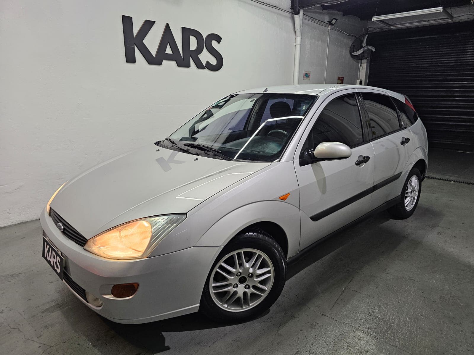 FORD FOCUS 1.8 I GHIA 2002